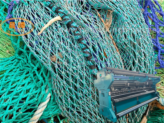 Polyester Fishing Net Small Mesh Bait Fish Net Making Machine 200-480rpm